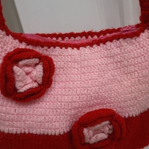 Homemade knitted bag